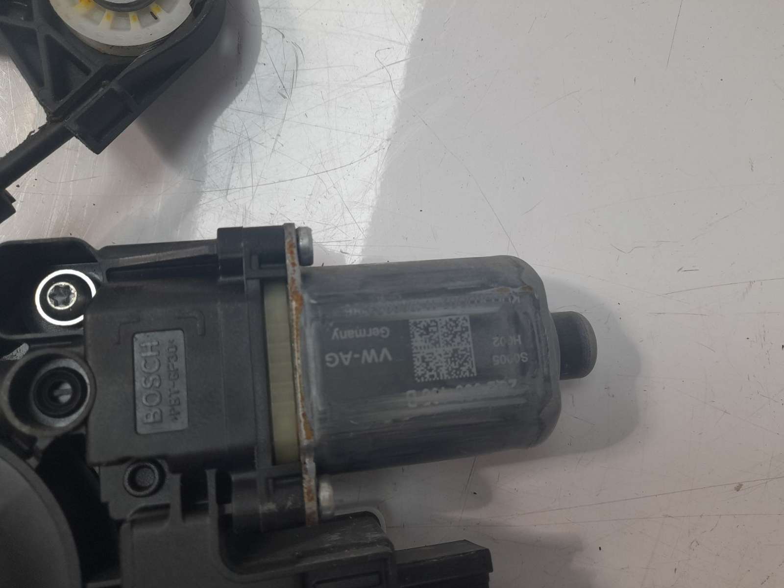 Recambio de elevalunas delantero izquierdo para volkswagen t-cross (c11, d31) 2018- 1.0 tsi referencia OEM IAM 2GM837461A   Recambio de elevalunas delantero izquierdo para volkswagen t-cross (c11, d31) 2018- 1.0 tsi referencia OEM IAM 2GM837461A