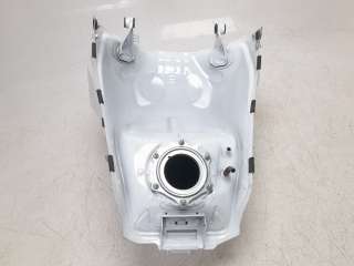 Recambio de deposito combustible para honda cb 750 hornet 2022- referencia OEM IAM 17500MLBD00ZD  