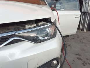 Recambio de faro izquierdo para toyota auris (_e18_) 2012-2018 1.8 hybrid (zwe186_) referencia OEM IAM 8117002K30 11226521 10890