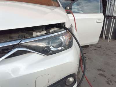 Recambio de faro izquierdo para toyota auris (_e18_) 2012-2018 1.8 hybrid (zwe186_) referencia OEM IAM 8117002K30 11226521 10890