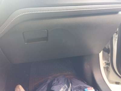 Recambio de guantera para toyota auris (_e18_) 2012-2018 1.8 hybrid (zwe186_) referencia OEM IAM 5555002290C2  