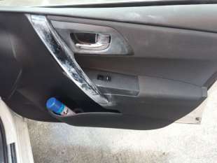 Recambio de mando elevalunas delantero derecho para toyota auris (_e18_) 2012-2018 1.8 hybrid (zwe186_) referencia OEM IAM 69810