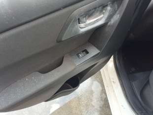 Recambio de mando elevalunas trasero izquierdo para toyota auris (_e18_) 2012-2018 1.8 hybrid (zwe186_) referencia OEM IAM 84810