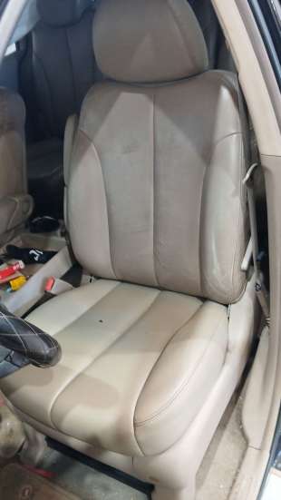 Recambio de asiento delantero izquierdo para kia carnival / grand carnival iii (vq) 2005- 2.9 crdi referencia OEM IAM 884004D321