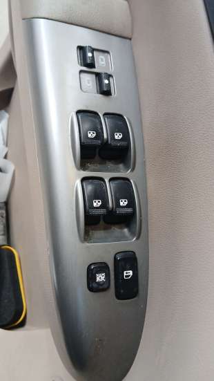 Recambio de mando elevalunas delantero izquierdo para kia carnival / grand carnival iii (vq) 2005- 2.9 crdi referencia OEM IAM 9