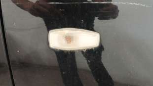 Recambio de piloto lateral delantero derecho para kia carnival / grand carnival iii (vq) 2005- 2.9 crdi referencia OEM IAM 92303