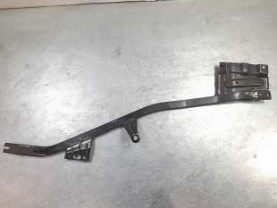 Recambio de travesaño inferior para ford mustang 2014- convertible gt referencia OEM IAM FR3B76102B57A  