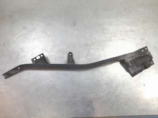 Recambio de travesaño inferior para ford mustang 2014- convertible gt referencia OEM IAM FR3B76102B57A   2