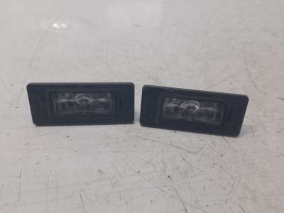 Recambio de piloto matricula para seat ateca (khp) 2020-2022 style xm referencia OEM IAM 5NA943021  