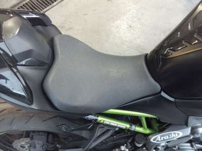 Recambio de asiento para kawasaki z (900cc - ) - z 900 (zr900b, zr900d, zr900f) referencia OEM IAM 530660657  