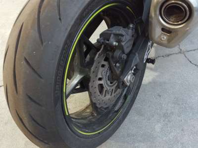 Recambio de pinza de freno trasera derecha para kawasaki z (900cc - ) - z 900 (zr900b, zr900d, zr900f) referencia OEM IAM   