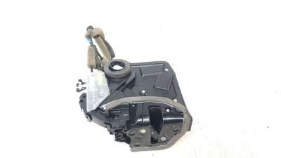 Recambio de cerradura puerta trasera derecha para lexus ux (za10) 2018- 250h referencia OEM IAM 6905076020  