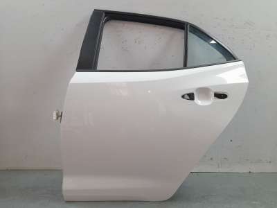 Recambio de puerta trasera izquierda para toyota corolla (e21) 2019- hybrid active referencia OEM IAM 6700402540  