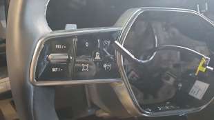 Recambio de volante para renault austral 2022- techno referencia OEM IAM 484009011R   2