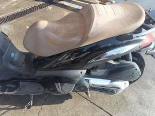 Recambio de moldura para piaggio beverly - beverly 500 cruiser (m34) referencia OEM IAM CM024702  