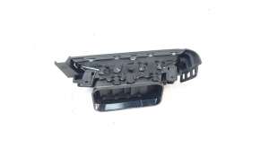 Recambio de aireador izquierdo para renault clio v 2019- business edition referencia OEM IAM 687611283R   2