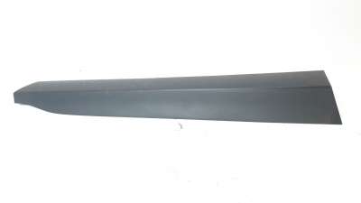 Recambio de moldura puerta delantera derecha para toyota yaris cross 2021-2022 hybrid fwd style referencia OEM IAM 75073K2010  