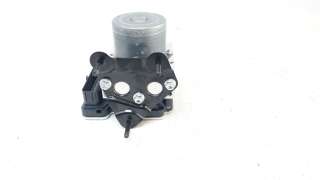 Recambio de abs para toyota yaris cross 2021-2022 hybrid fwd style referencia OEM IAM 445400D530  