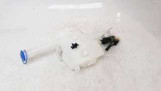 Recambio de deposito limpia para toyota yaris cross 2021-2022 hybrid fwd style referencia OEM IAM 85315K0070  