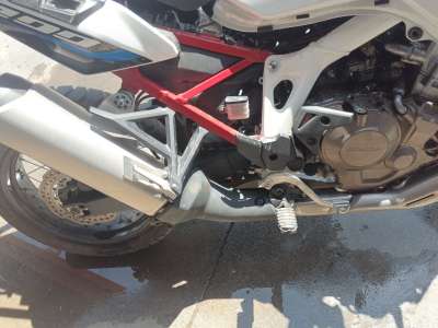 Recambio de estribo lateral para honda crf - crf 1100 l africa twin dct referencia OEM IAM 50615MKSE00ZA  