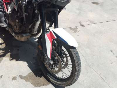 Recambio de guardabarros para honda crf - crf 1100 l africa twin dct referencia OEM IAM 61000MLGE40ZC 61100MKSE00 