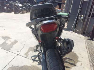 Recambio de piloto trasero central para honda crf - crf 1100 l africa twin dct referencia OEM IAM 33701MKSE01  
