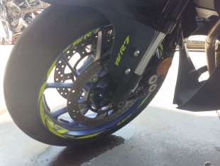 Recambio de disco freno delantero para yamaha yzf-r 7 2023- yzf-r 7 referencia OEM IAM BEB2581T0000   2