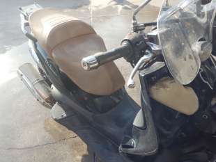 Recambio de maneta exterior delantera derecha para piaggio beverly - beverly 500 cruiser (m34) referencia OEM IAM 649196  