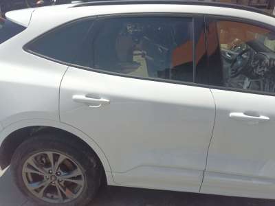 Recambio de puerta trasera derecha para ford kuga iii (dfk) 2019- 2.5 fhev referencia OEM IAM PLV4BS24630AM  