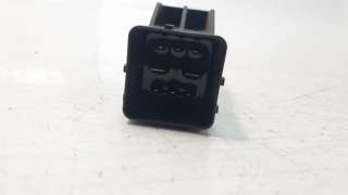 Recambio de rele para ford kuga 2019- st-line referencia OEM IAM 9803299780  