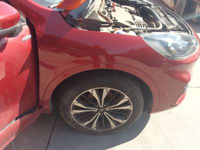 Recambio de aleta delantera derecha para ford kuga 2019- titanium referencia OEM IAM 2549906  