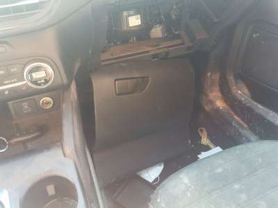 Recambio de guantera para ford kuga 2019- titanium referencia OEM IAM LV4BS060T10AL  