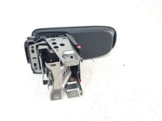 Recambio de apoyabrazos central para toyota yaris cross 2021-2022 hybrid fwd style referencia OEM IAM 58905K0020C1  