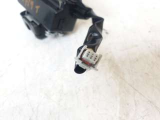 Recambio de cerradura maletero / porton para toyota yaris cross 2021-2022 hybrid fwd style referencia OEM IAM 1638000790  
