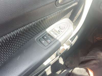 Recambio de mando elevalunas delantero izquierdo para bmw 1 (f20) 2011-2019 118 d referencia OEM IAM   