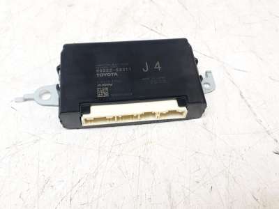 Recambio de modulo electronico para toyota yaris cross 2021-2022 hybrid fwd style referencia OEM IAM 8922252011  