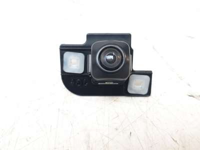 Recambio de camara vision trasera para toyota yaris cross 2021-2022 hybrid fwd style referencia OEM IAM 867900D120  