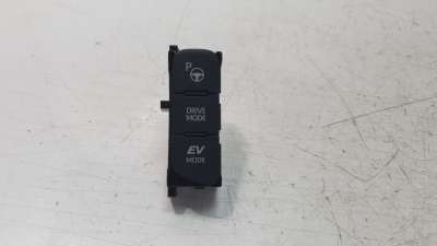 Recambio de mando multifuncion para toyota yaris cross 2021-2022 hybrid fwd style referencia OEM IAM M81293  