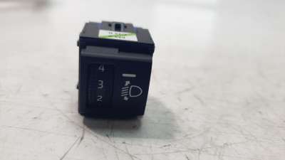 Recambio de interruptor para toyota yaris cross 2021-2022 hybrid fwd style referencia OEM IAM 6950C25B  