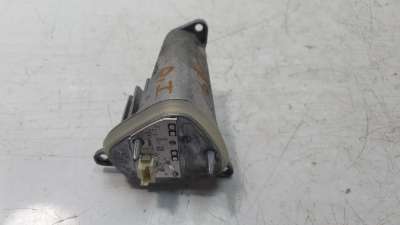 Recambio de bombillas para opel crossland x / crossland (p17, p2qo) 2017- 1.2 (75) referencia OEM IAM 90181483 B011334D 