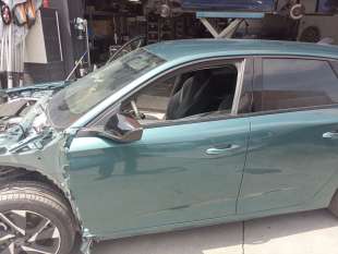 Recambio de puerta delantera izquierda para peugeot 308 sw iii (fc_, fj_, fr_, f4_, fn_) 2021- puretech 130 (frhnsl, frhnst) ref