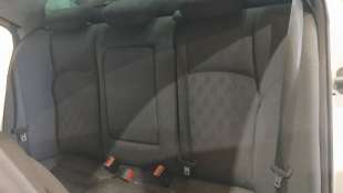 Recambio de asiento trasero medio para mercedes-benz clase c (w203) 2000-2007 c 220 cdi (203.006) referencia OEM IAM A2039200032