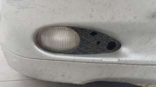 Recambio de faro antiniebla derecho para mercedes-benz clase c (w203) 2000-2007 c 220 cdi (203.006) referencia OEM IAM A21582006