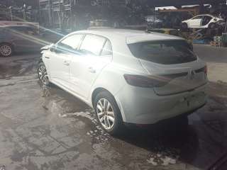 renault megane iv sedán 2016- del año 2021