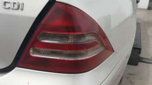 Recambio de piloto trasero derecho para mercedes-benz clase c (w203) 2000-2007 c 220 cdi (203.006) referencia OEM IAM A203820026