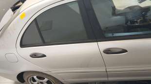 Recambio de puerta trasera derecha para mercedes-benz clase c (w203) 2000-2007 c 220 cdi (203.006) referencia OEM IAM A203730080