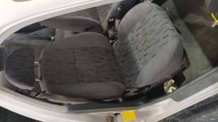 Recambio de asiento delantero derecho para hyundai accent i (x-3) 1994-2002 1.3 i 12v referencia OEM IAM 8847022120FNS 884702212