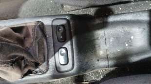 Recambio de mando elevalunas delantero izquierdo para hyundai accent i (x-3) 1994-2002 1.3 i 12v referencia OEM IAM 9357022000 9