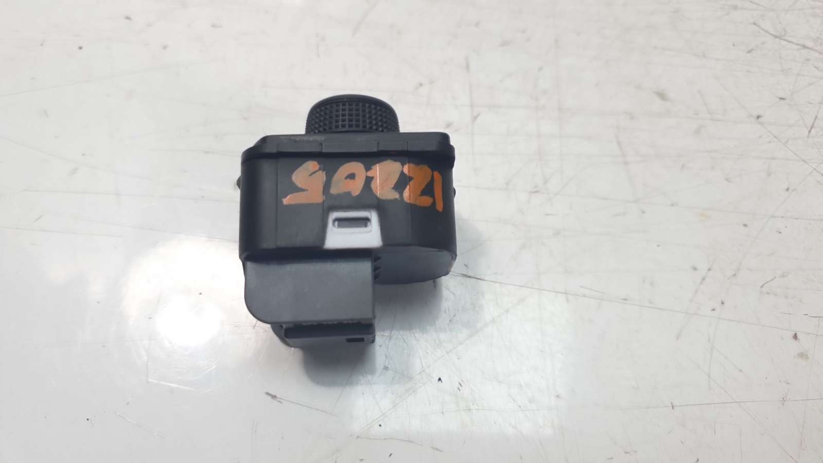 Recambio de mando retrovisor para seat ibiza v (kj1, kjg) 2017- 1.0 tsi referencia OEM IAM 6F0959565   Recambio de mando retrovisor para seat ibiza v (kj1, kjg) 2017- 1.0 tsi referencia OEM IAM 6F0959565
