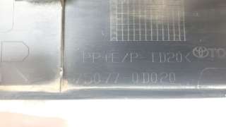 Recambio de moldura puerta trasera derecha para toyota yaris cross 2021-2022 hybrid fwd style referencia OEM IAM 750770D020  
